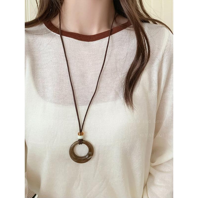 Vintage Ethnic Style Brown Hollow Geometric Circle Long Pendant Necklace For Women