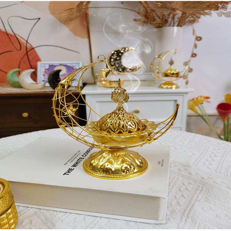 Moon-Shaped Metal Incense Burner Handheld Home Living Room Desktop Decor Ornament Stylish Aromatherapy Burner