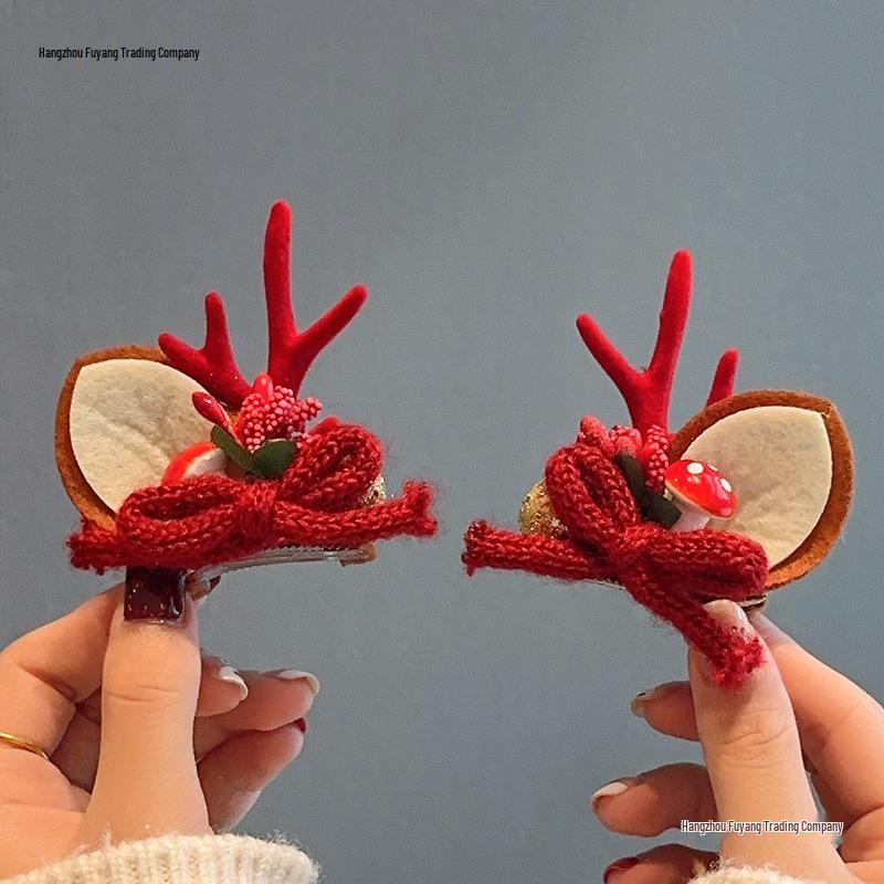 3D Christmas Hat Hairpin: Festive Bangs & Hair Clip