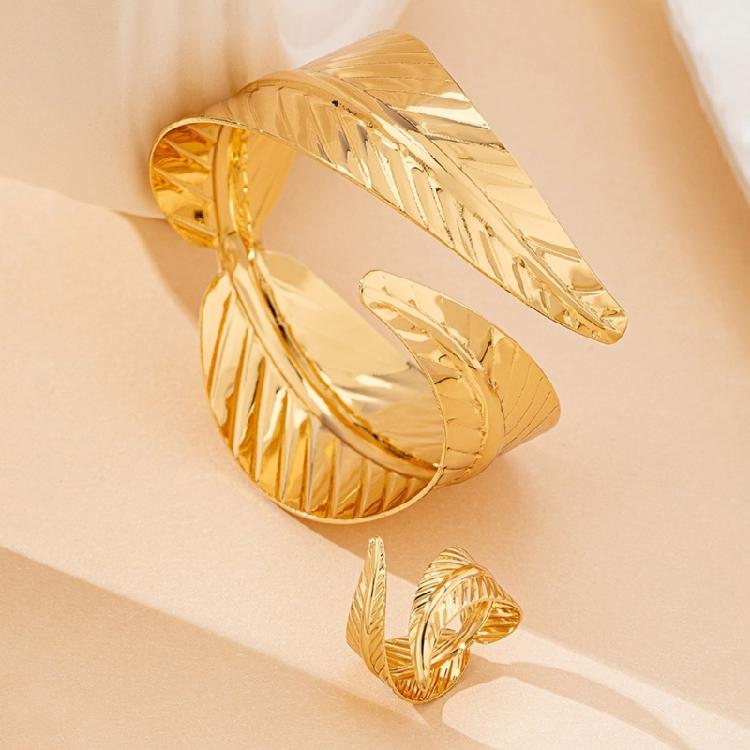 2 Stück Geometrische Blatt Manschettenarmreifen und Ring Mode Feiertags-Schmuckset Trendige Accessoires für Partys und Festivals