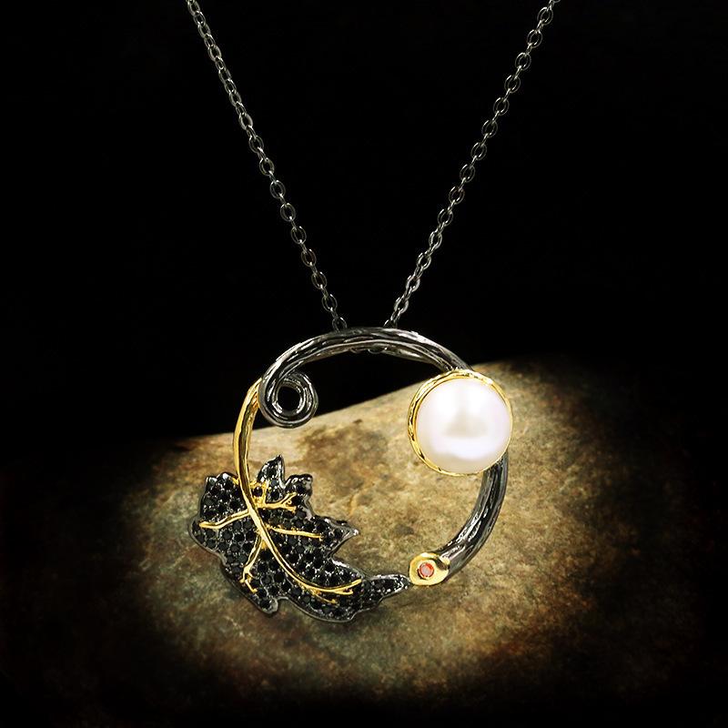 Niche Pearl Pendant Drape Necklace Female Long Black Gold Freshwater Design Two-Color Necklace Versatile Copper