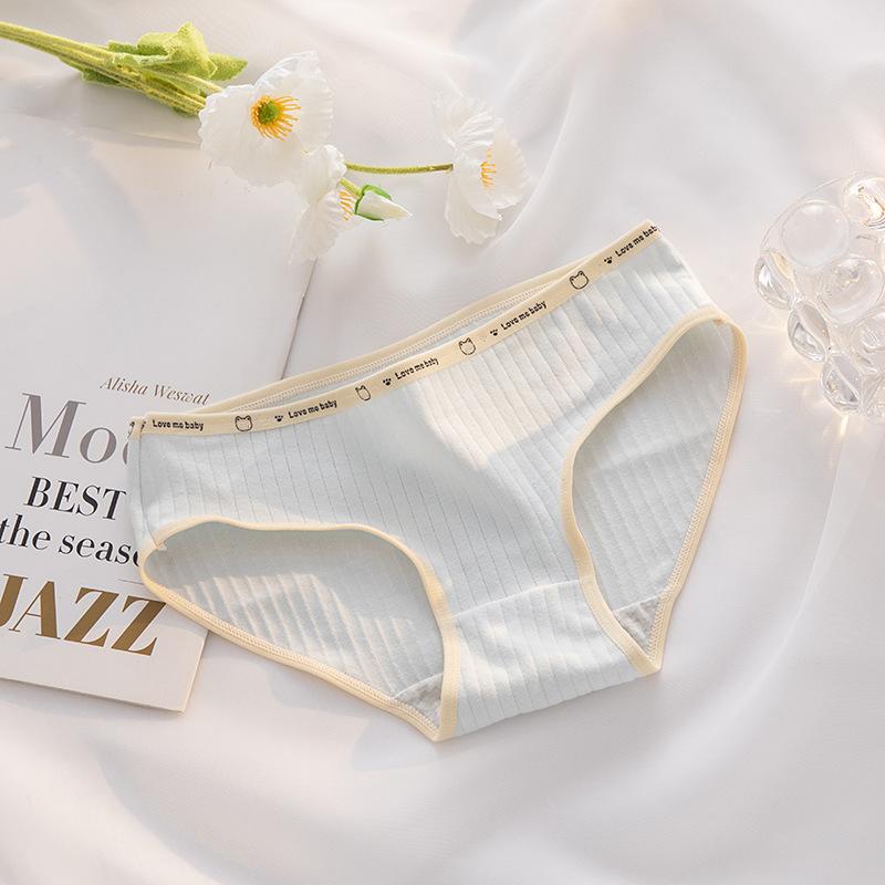 5PCS Women's Briefs Cotton Panty Cute Medium Waist Underwear  Underpant Cute Teenage Girls Triangle Pant