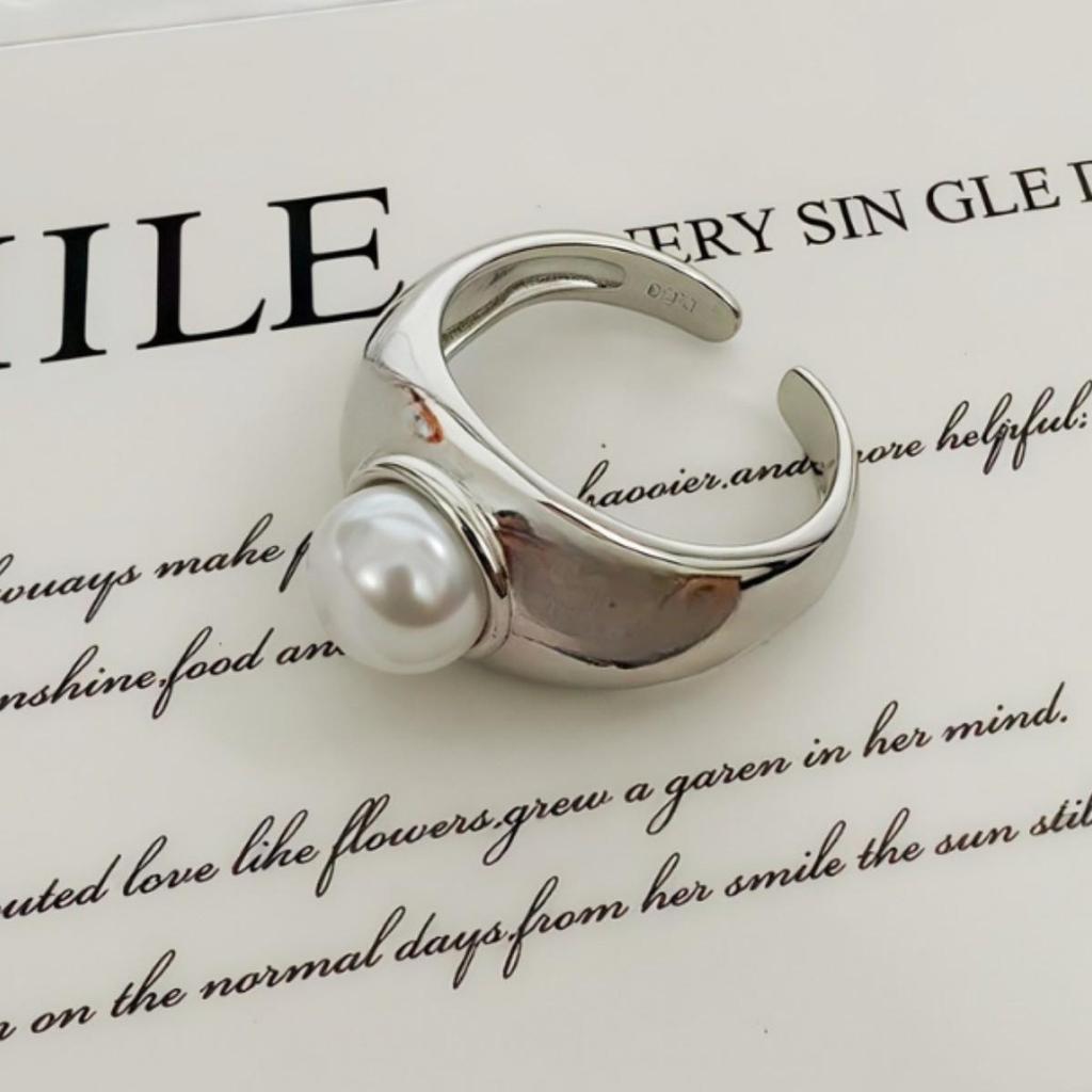Korean Pearl Wide Band Adjustable Ring - Women's Elegant Versatile Design
