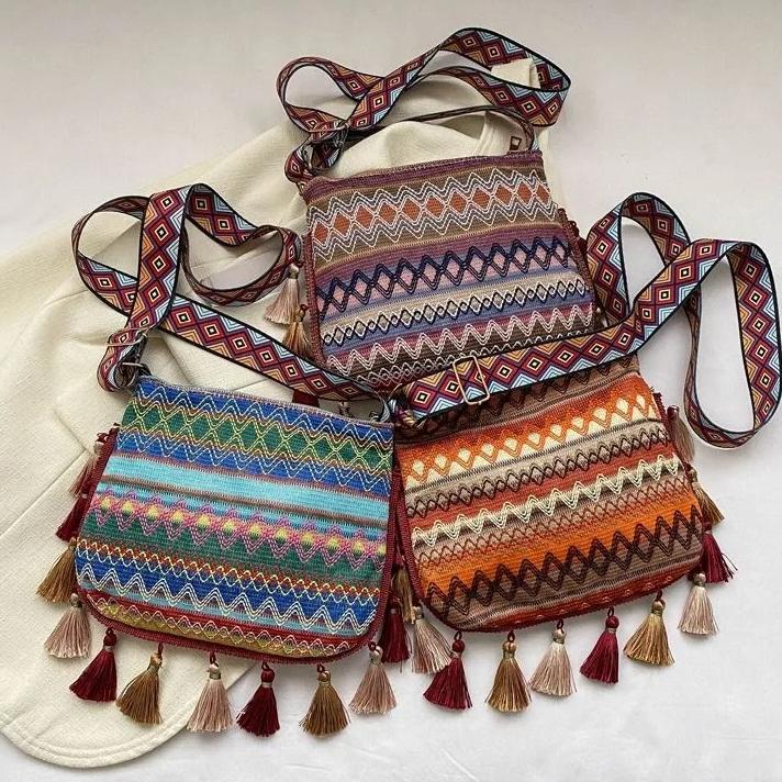 WTEMPO Damen Umhängetaschen mit großem Fassungsvermögen im Ethno-Stil, trendig, vielseitig, breite Träger, Einzel-Schultertaschen mit Quasten