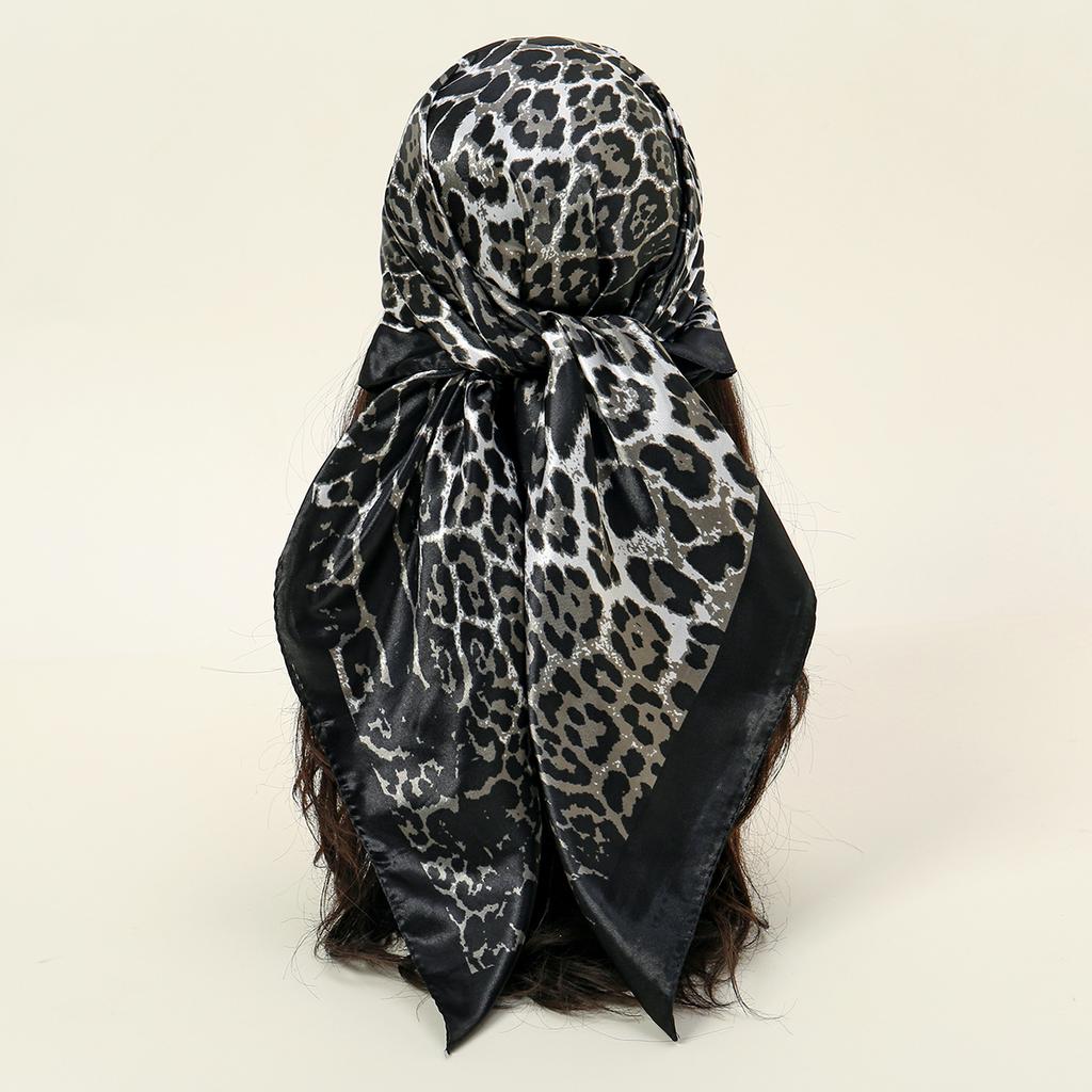Leopard Print Silk Scarf Wrap For Designer Luxury  Kerchief Neck HeadHair Scarves Bandana Handkerchief Headscarf 90X90Cm