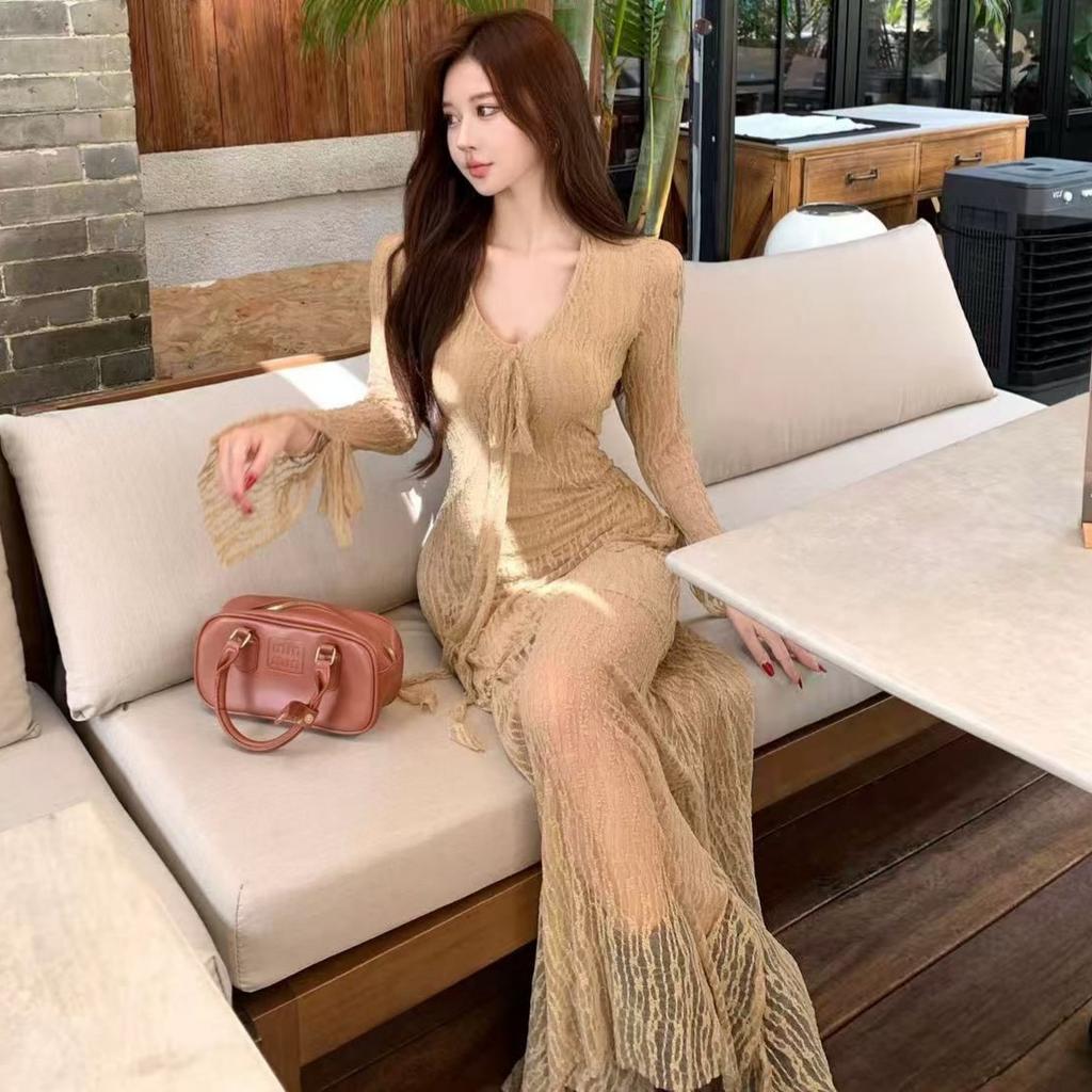 Pure Lust Hot Girl Khaki Lace-up Dress for Women's Autumn and Winter, Chic Age-reducing and Thin Sexy Medium and Long Dress