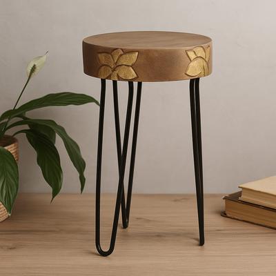 Plant Stand Albasia Wood Natural And Gold Detail