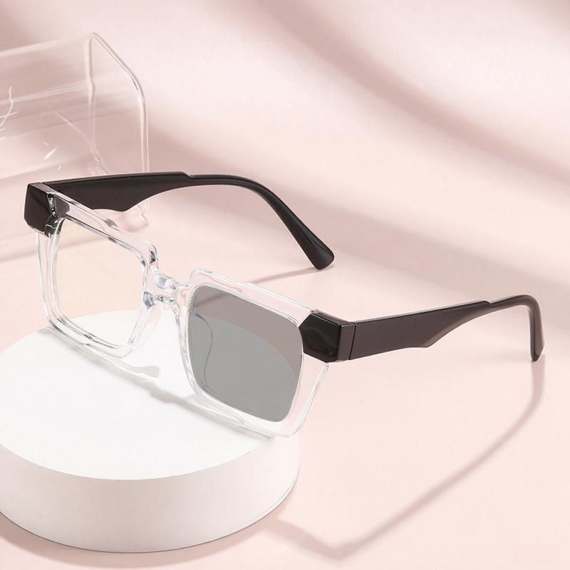 

Fashionable Men s and Women s Small Frame Photochromic Myopia Glasses Large Frame Versatile Anti UV Photochromic Myopia Glasses 0