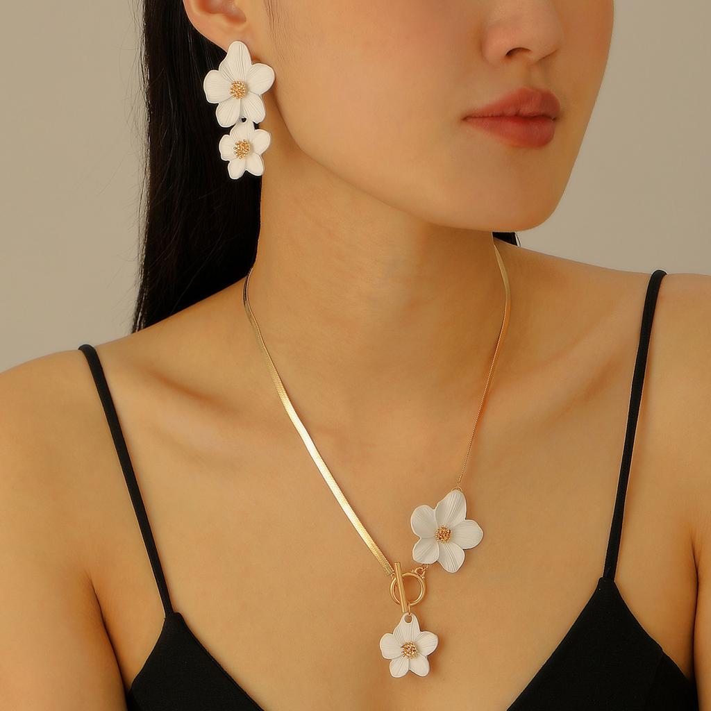 Elegante Witte Bloem Hanger Ketting Oorbellen Enkelbandjes Sieraden Sets voor Vrouwen Oorbellen Bruiloft Sieraden Set Accessoires