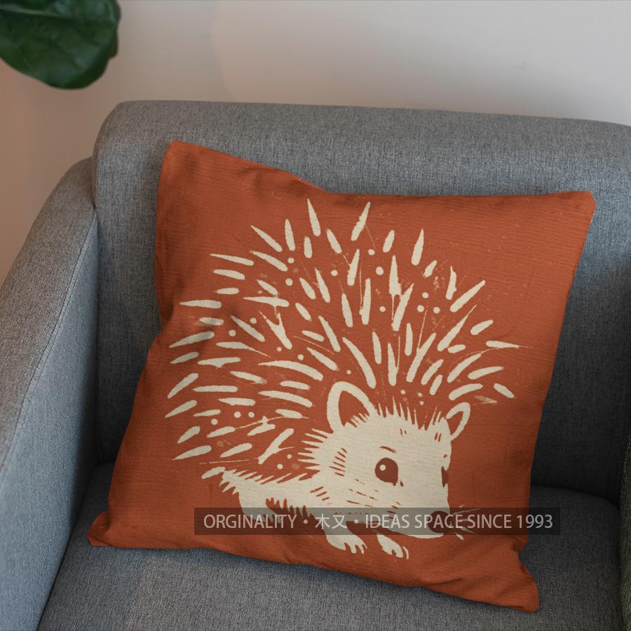 2D Stylish Hedgehog-Printed Cushion For Home Decor Pattern Cushion Cover Suitable For Sofa Bedroom Car Pillow Cover