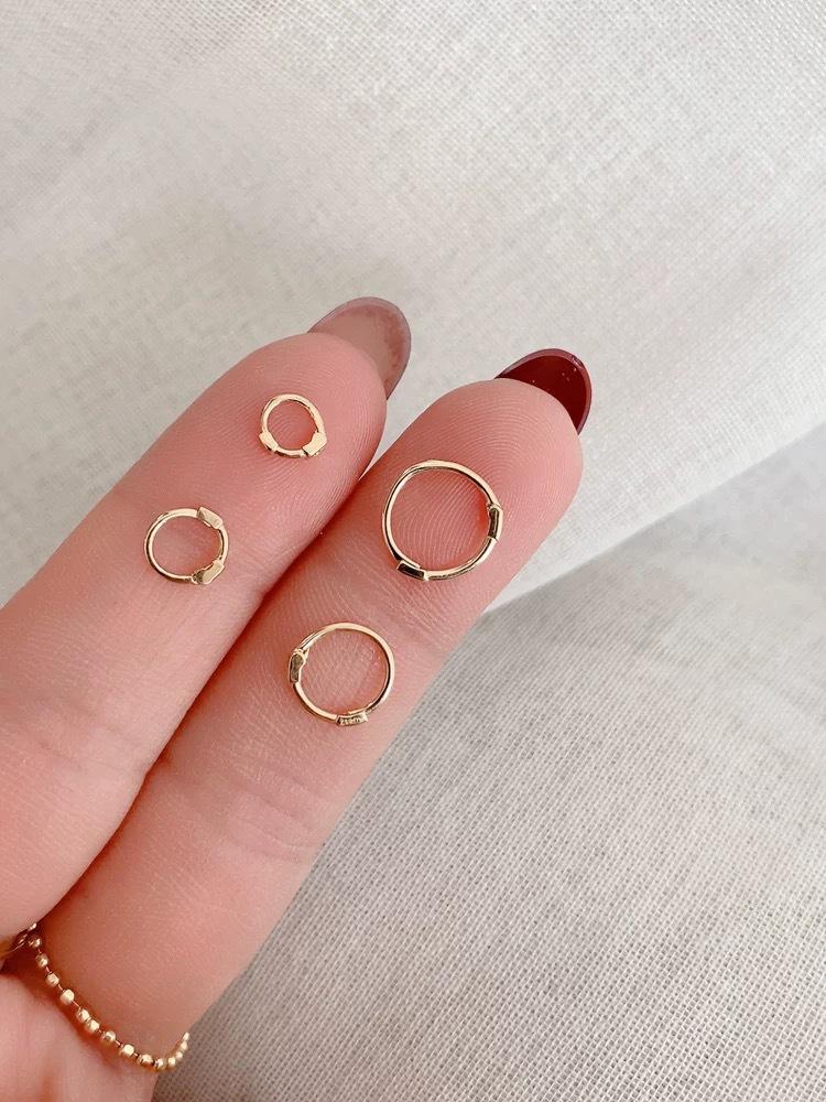 Korean S925 Sterling Silver Simple Hoop Ear Studs - Smooth K Gold-Plated Cartilage Rings