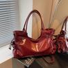 Simple and Retro Office Commuting Bag Handbag with Large Capacity Fashionable and Casual Shoulder Bag