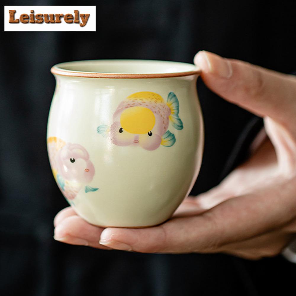 2pc/set Cream Ru Kiln Ceramic Tea Cup Chinese Goldfish Koi Fish Master Cup Tasting Egg Tea Bowl Chinese Kung Fu Teaset 90ml