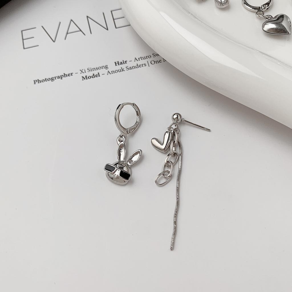 Silver Series Light Luxury Zircon Earrings Women'S Niche Design Style Simple And Versatile Fashion Sense Ear Clip Ear Buckle