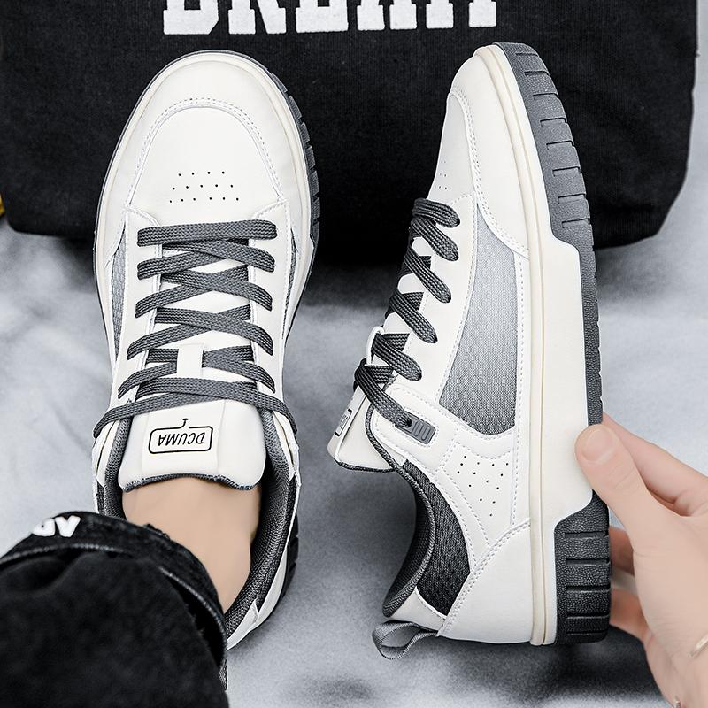 Men's Black White Skateboard Shoes Male Students Sports Walking Casual Sneakers Travel Footwear