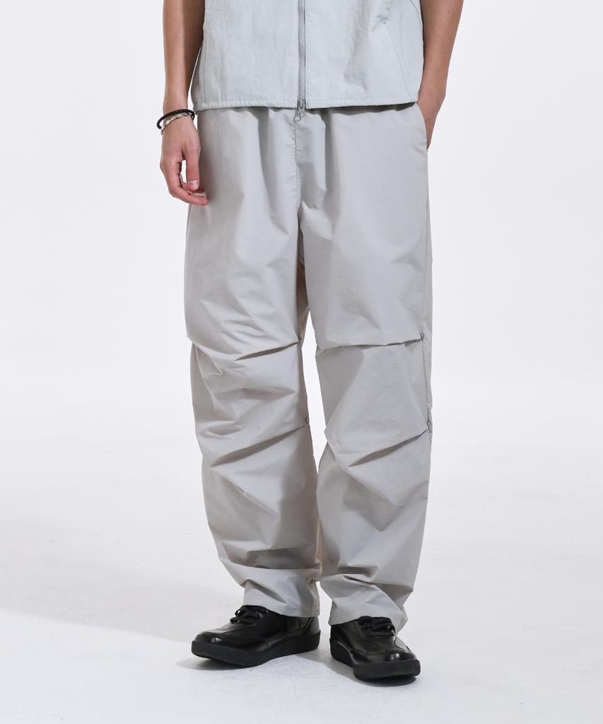 WEST GRAND BOULEVARD Military Wide Parachute Nylon Pants Fog Grey