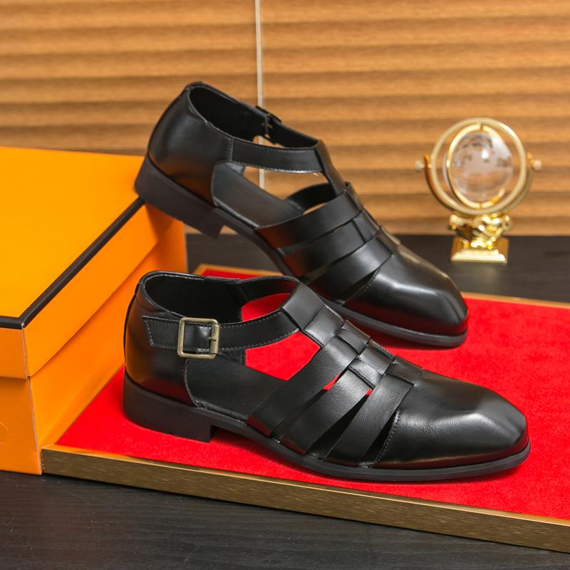 Summer New Men Sandals PU Black and White Breathable Outdoor Comfortable Walking Sandals Size 38-46 Men Sandals