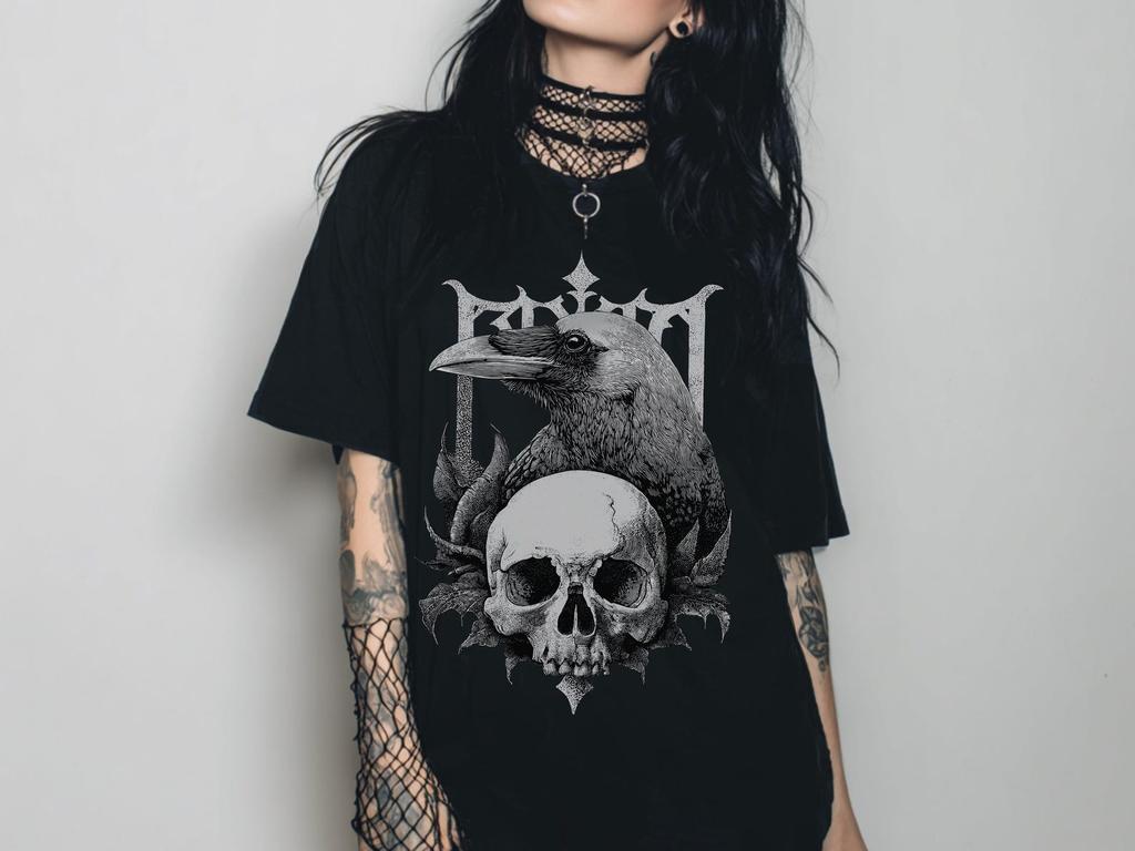 Unisex Rabenschädel Gothic Grafik T-Shirt, Dark Academia Hexen Oberteil, Y2K Pastell Goth Grunge Shirt, Emo Alternative Kleidung, Goth Geschenk