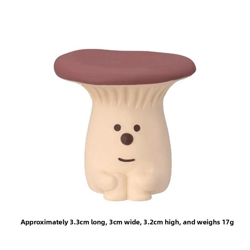 Christmas Resin Art Toys With Festive Mushroom And Cat Designs For Gift Giving