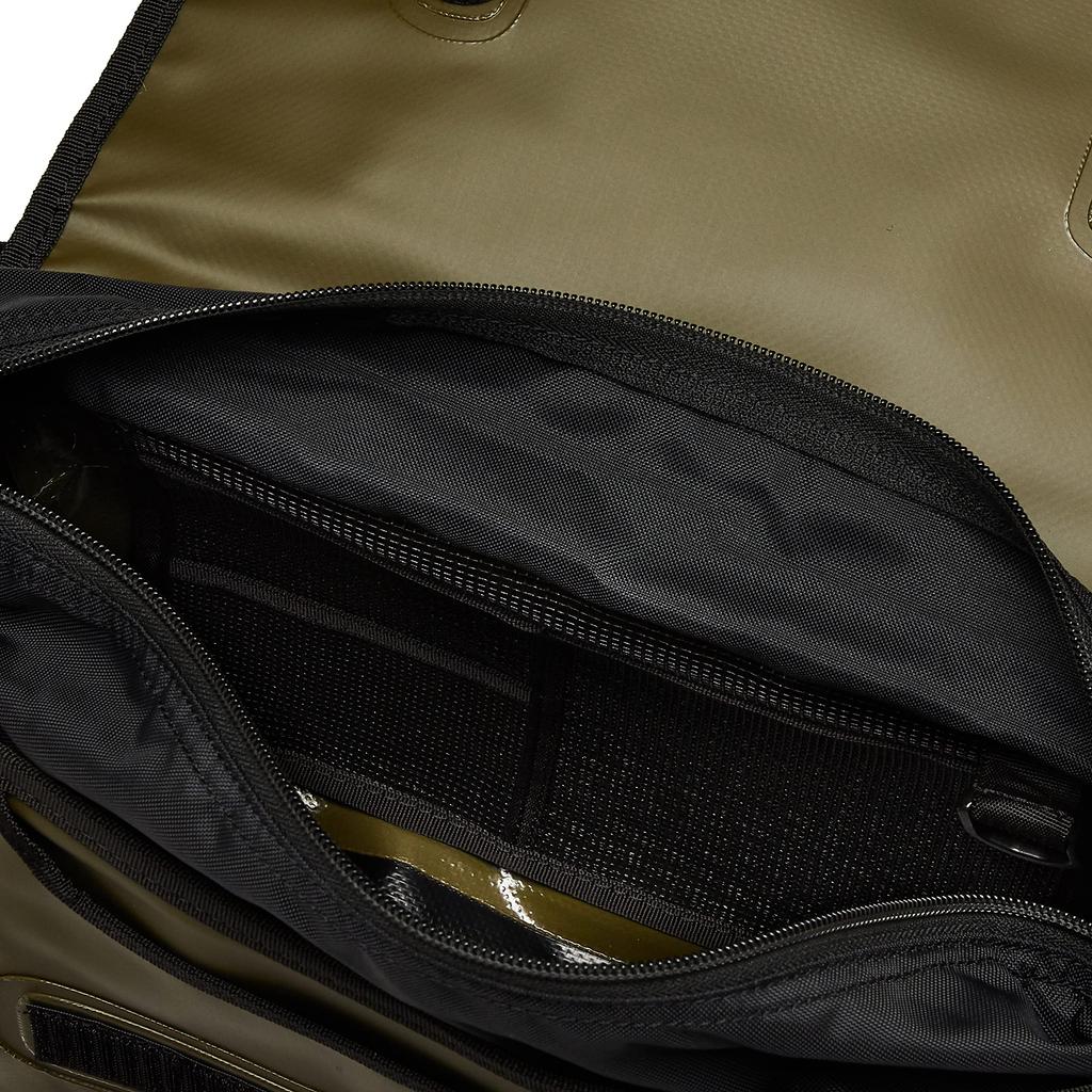Stream Trail MUSSEL Schultertasche, Oliv