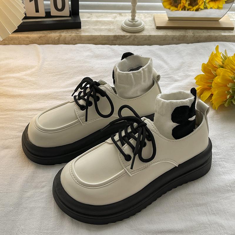 

Маленькие кожаные туфли женские в британском стиле 2025 года, новая весна, универсальные туфли на платформе с крошкой, японские студенческие туфли в стиле ретро со шнуровкой 35 бежевый