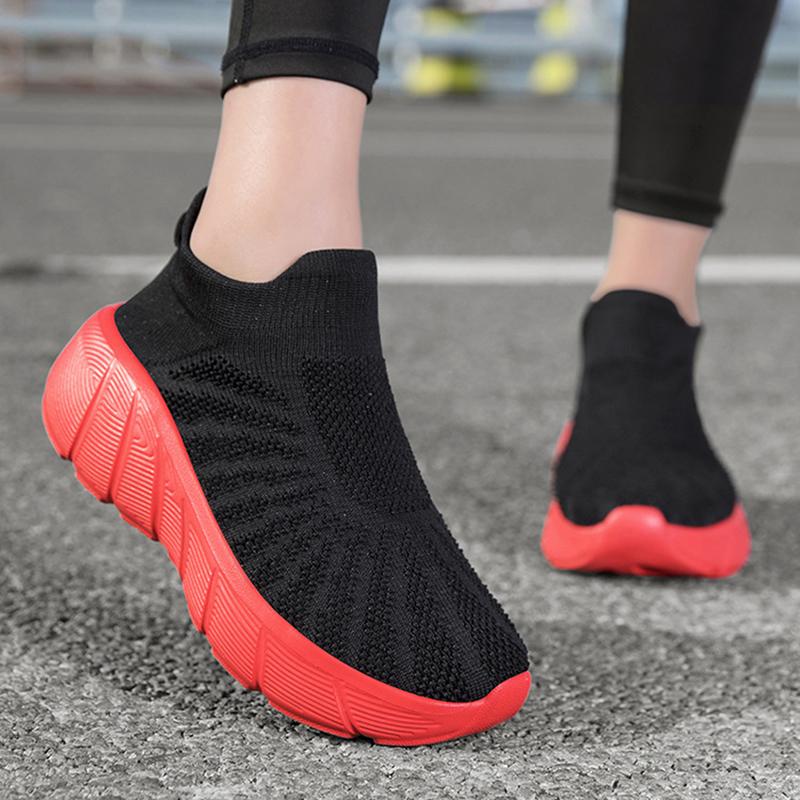 Fashion Outdoor Casual Running Shoes Men Slip-On Knitted Socks Sneakers Breathable Lightweight Mesh Lazy Shoes Easy Wear Rubber Outsole