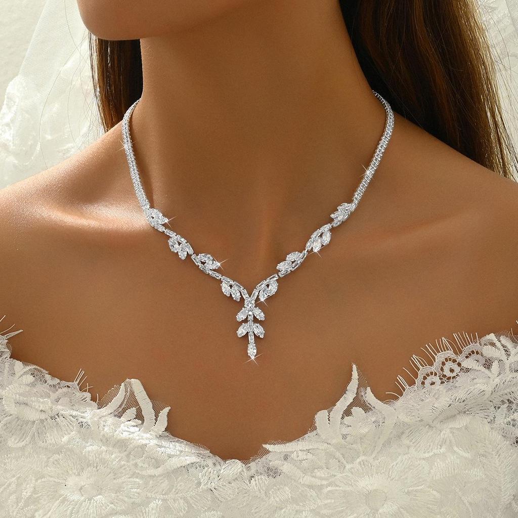 Zircon Water Drop Choker Necklace - Elegant Luxury Jewelry for Autumn & Winter Dresses