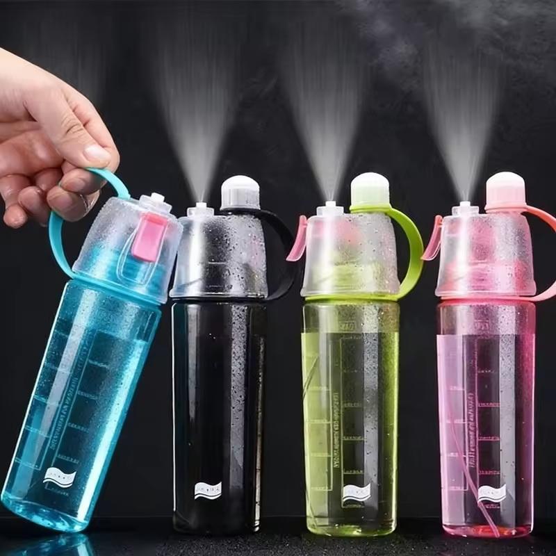 Bottiglia Spray Acqua 2 in 1 Tazza Portatile Rinfrescante per Idratazione per Sport all'Aperto Viaggi Campeggio Regalo Estivo per Appassionati di Fitness