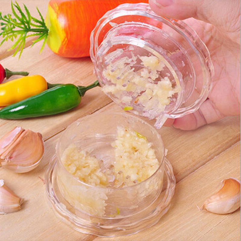 Kitchen Multifunctional Garlic Crusher Manual Garlic Press Roll Crusher Chopper Home Appliance Kitchen Gadgets Accessories