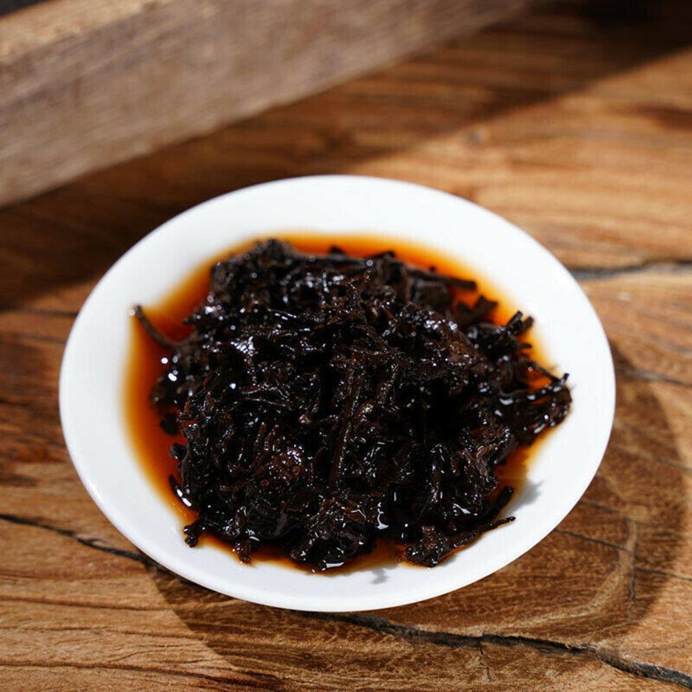 Lincang Yinhao Yunnan Chitsu Pingcha Yuancha Gongting Pu Er Tea Ripe 400g