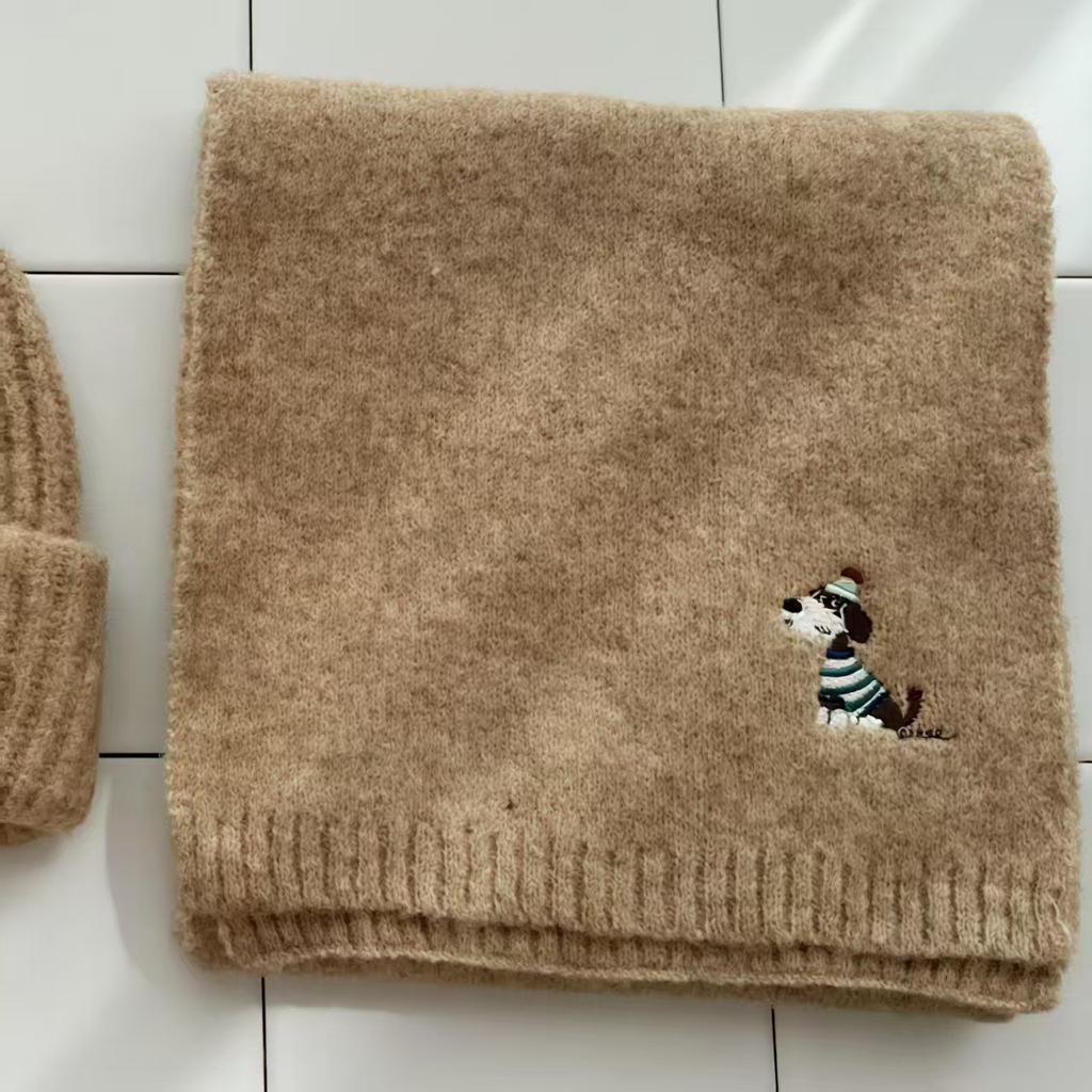 Puppy Embroidered Scarf, Hat, Headgear, Female Autumn and Winter Warm Face Small Knitted Wool Hat Outdoor Leisure