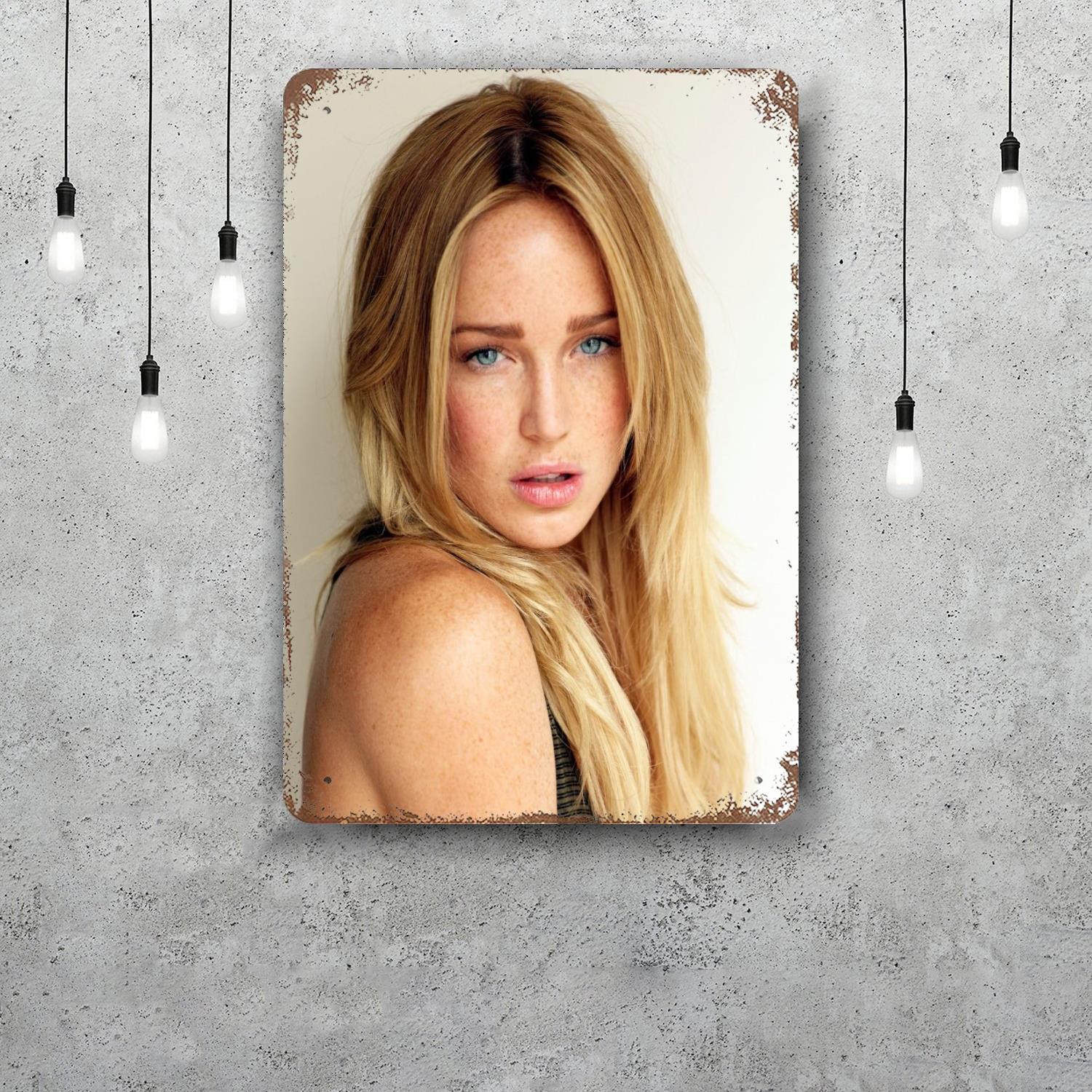 

caity lotz actor Decor Poster Vintage Tin Sign Metal Sign Decorative Plaque for Pub Bar Man Cave Club Wall Decoration 20x30cm（7.8x11.8inch）