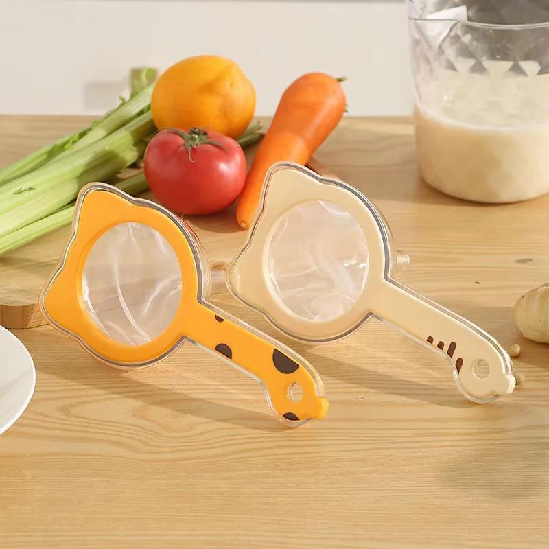 Innovative 2-in-1 Funnel Filter: Detachable Juice Strainer with Handle for Oil, Milk and Coffee Filtering Needs.