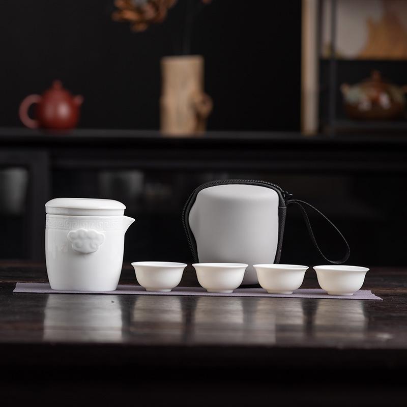 

Xiangyun boutique travel tea set, suet jade porcelain, portable ceramic white porcelain, a pot of four cups, a small set of express gifts.
