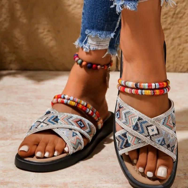 2025 Summer Women's mixed colors Low Heel Sandals Casual Outdoor Versatile Slippers for Beach Travel & Daily Slippers