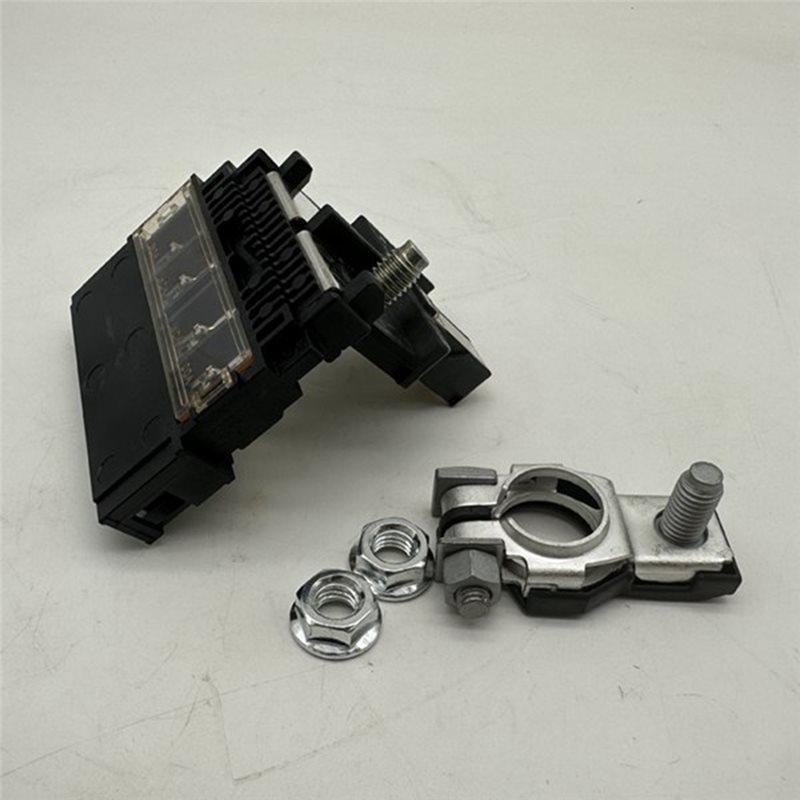 Positive Battery Terminal Connector Fuse Link 2438079915 For Nissan 370Z Armada Cube GT-R Quest Sentra Titan Versa