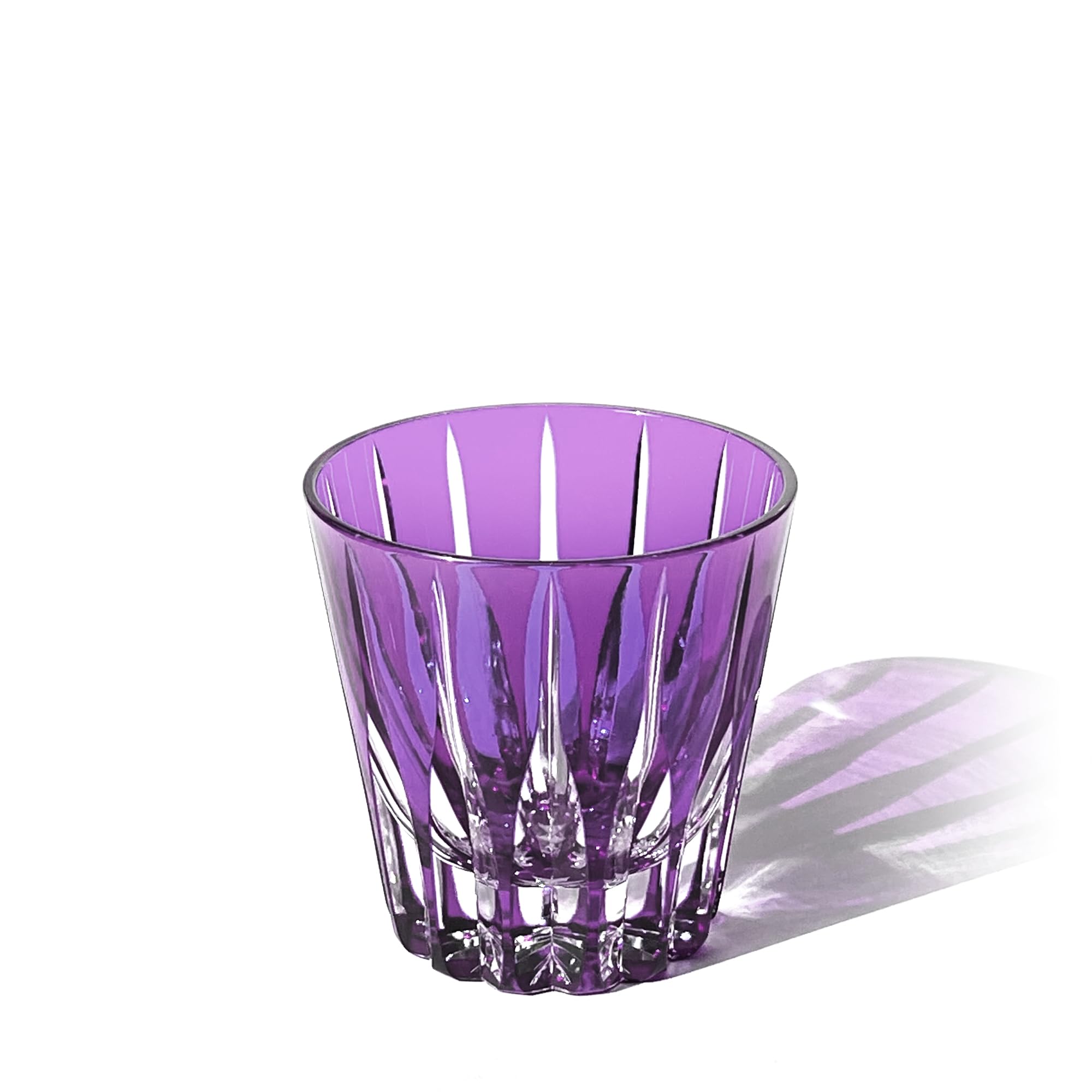 

Прямые продажи от Taiburo Crystal Edo Kiriko Kenbishi 2025 лет Стекло Сделано в Японии в коробке из дерева павловнии [Официальная студия] (фиолетовый) TB5112-0625