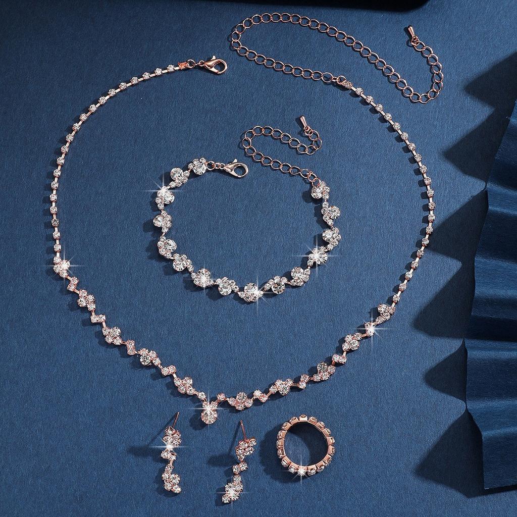 Jewelry Set Women's Premium Four-piece Bridal Set Chain Accessories Necklace Earrings Bracelet Ring Dress Accessories 2026
