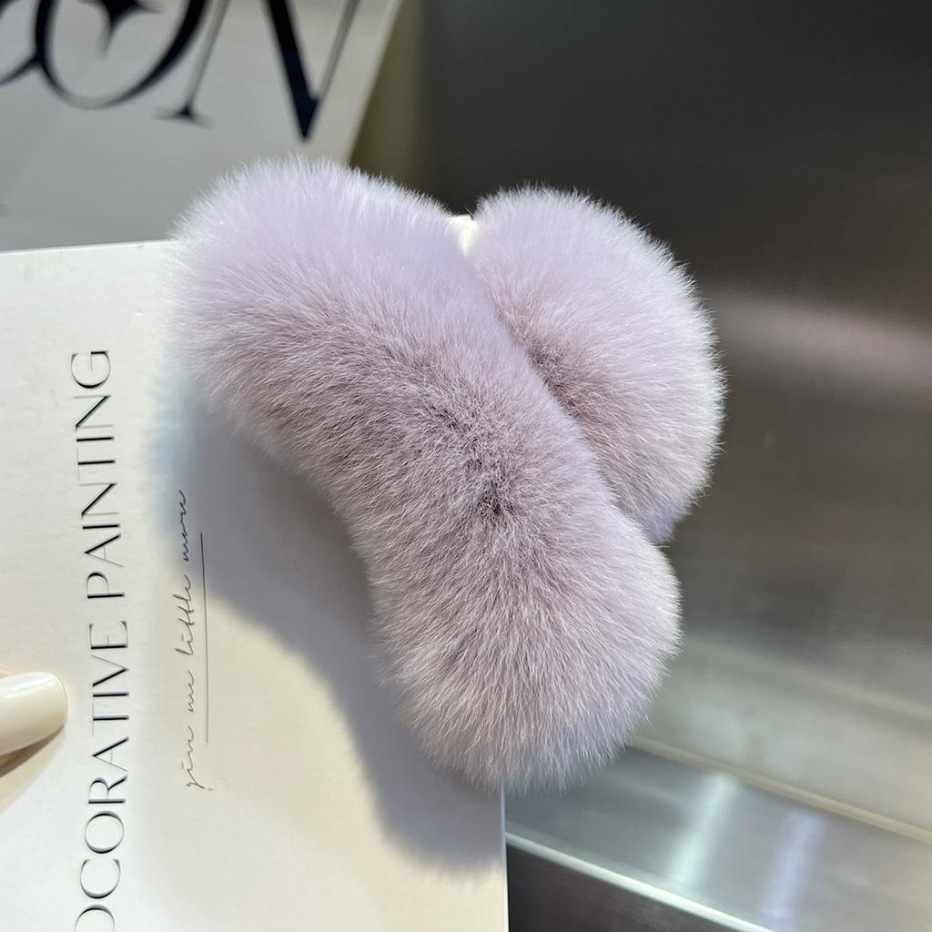 Real Rex Rabbit Hair Small Grab Clip Female Autumn and Winter Hairy Back Head Disc Claw Internet Celebrity Shark Clip Headgear Hairpin