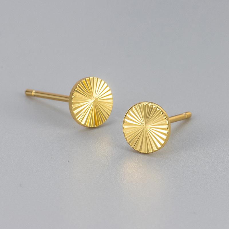 Minimalist Vintage Laser Cut Round Stud Earrings For Women Fashionable Niche Temperament Jewelry copper