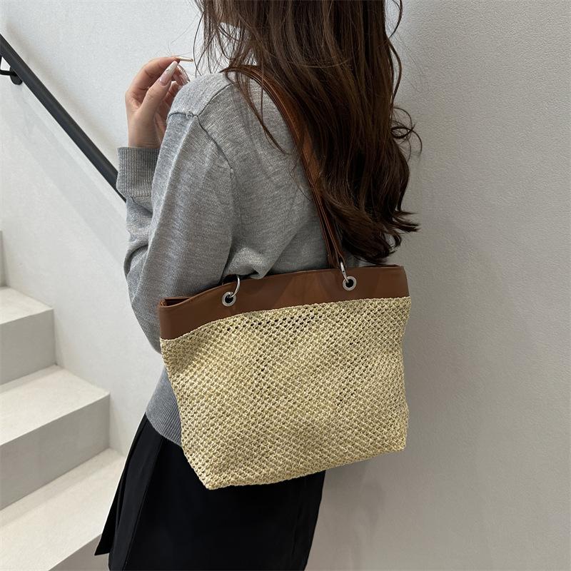 Retro Woven Bag Women's 2025 New Trendy Summer Fashion Tote Bag Vacation Style Large Capacity Straw Bag