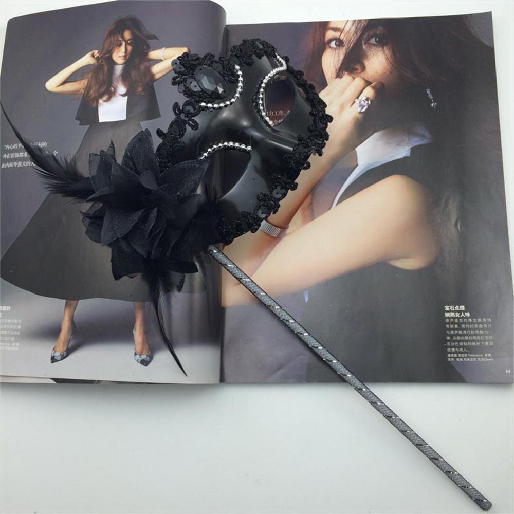 Maschera da Ballo Principessa Veneziana Portatile da Donna Maschera Laterale Floreale con Bastoncino Festa di Carnevale Mascherata Maschera di Piume