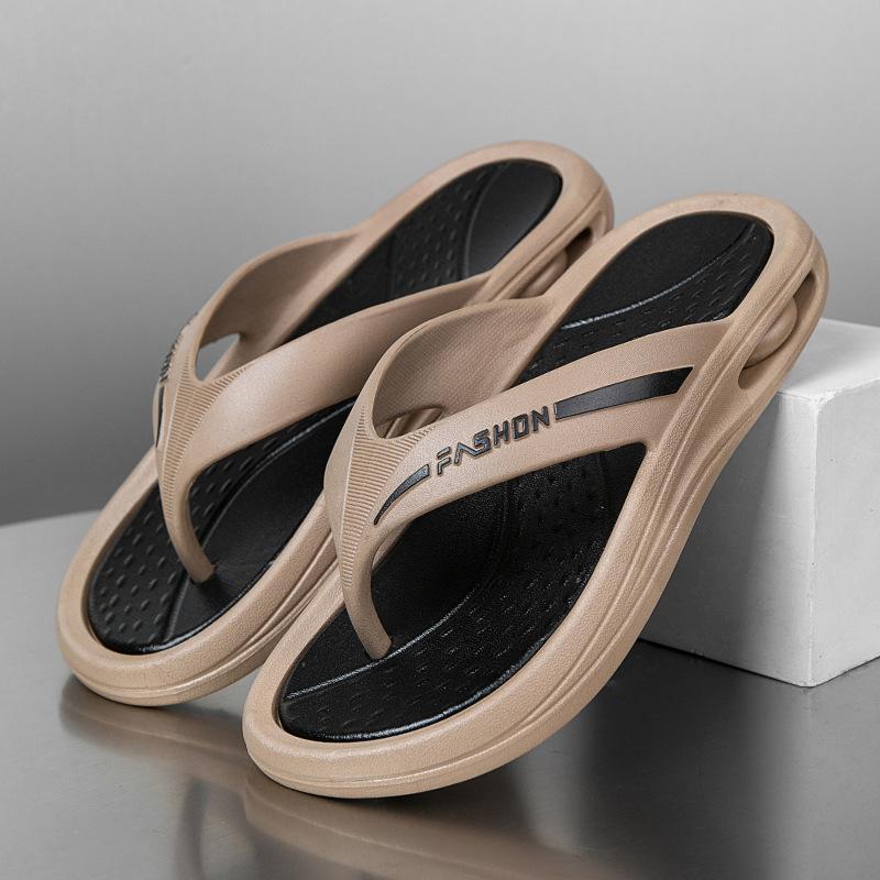 Two-color flip-flops men's summer new brand beach sports and leisure slippers home pinch splint shoes sandals
