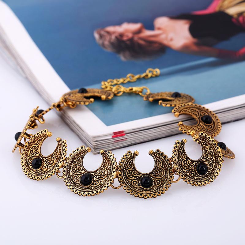 Bohemian Collares Choker Necklace For Women Geometric Ethnic Collier Jewelry Vintage Moon Red Blue Black Bead Boho Necklace