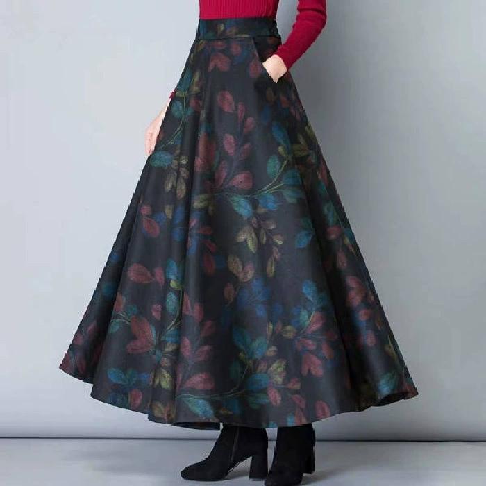 Woolen Skirt Elastic High Waist Large Hem Maxi Skirt with Plaid Pattern A-Line Autumn Winter Skirt Daily Wear
