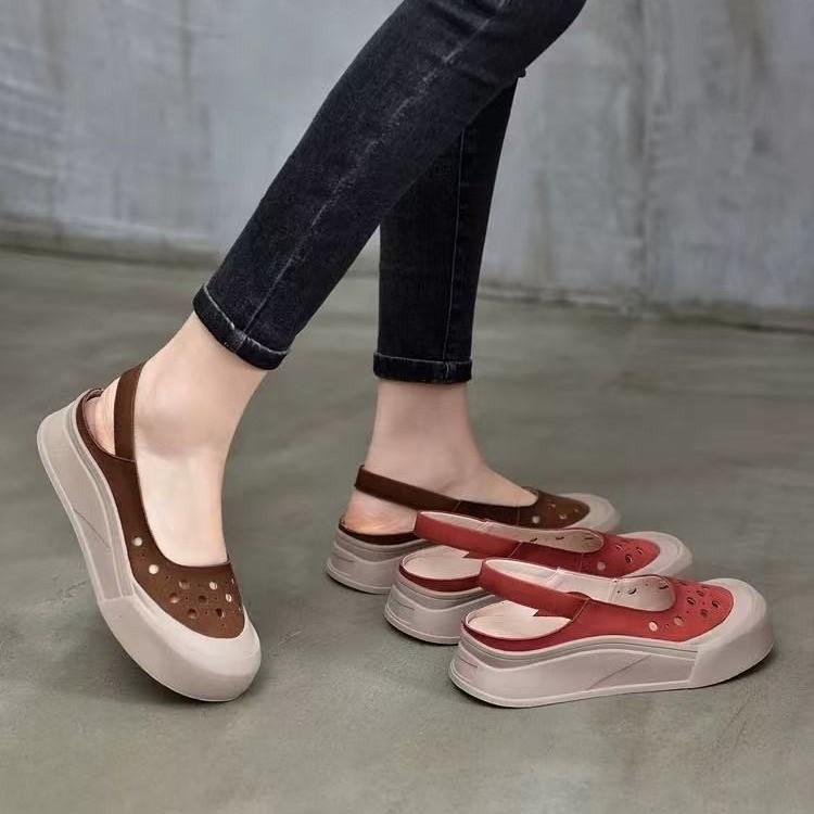 Fashion Leather Women's Shoes White Sneakers Clogs Platform Female Footwear Genuine Leather Casual Nurse Summer Creepers Dress Fretwork