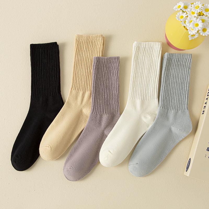 5/10 Pairs Comfortable Casual Women's Mid Calf Socks Autumn Length Socks Trendy Sports Socks Solid Color Versatile Cotton Socks Simple Women's Socks