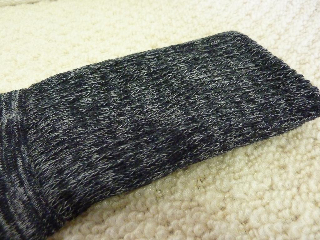 Olive Sara 5 Senses Fluffy Socks for Men (Gray)