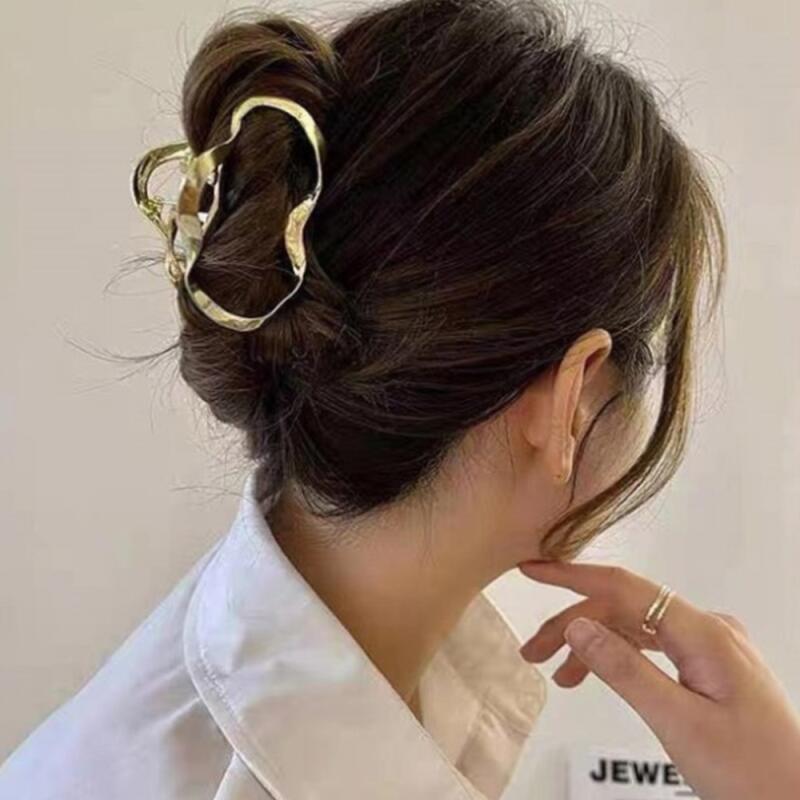 Women's Slim Wave Space Look Hair Clip