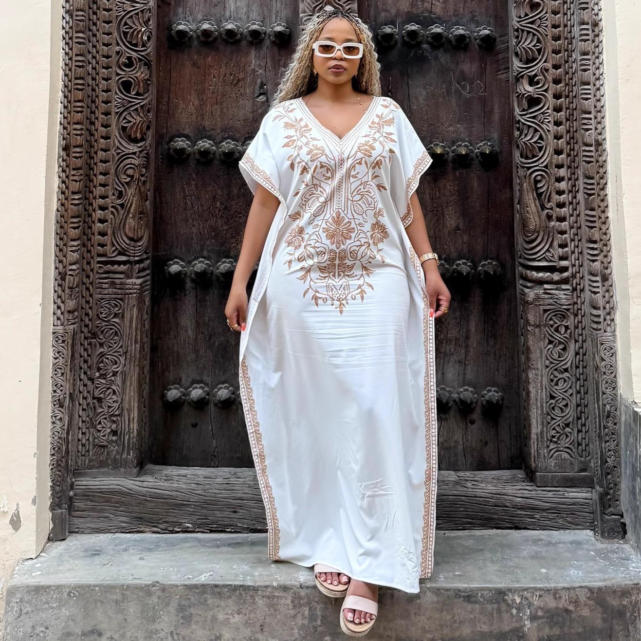 European and American plus-size women s short-sleeve V-neck printed long dress, women s fashionable and elegant new women s long dress S белый